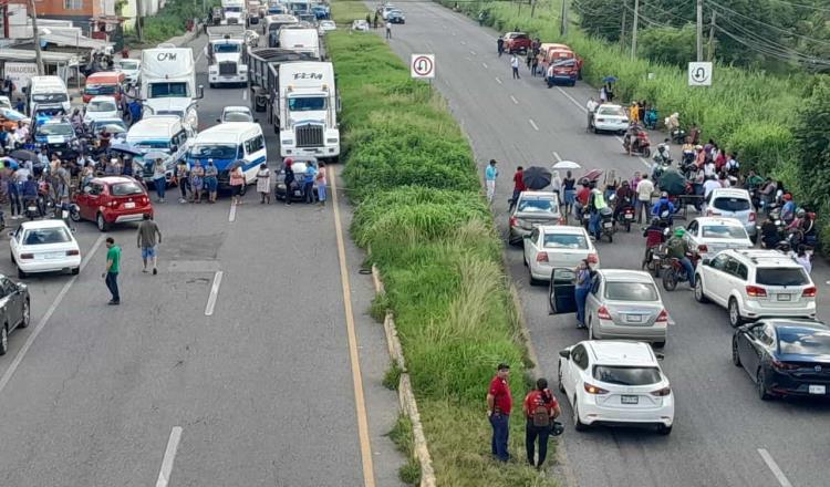 Se registra nuevo bloqueo por fallas eléctricas, esta vez en la Villahermosa -Teapa