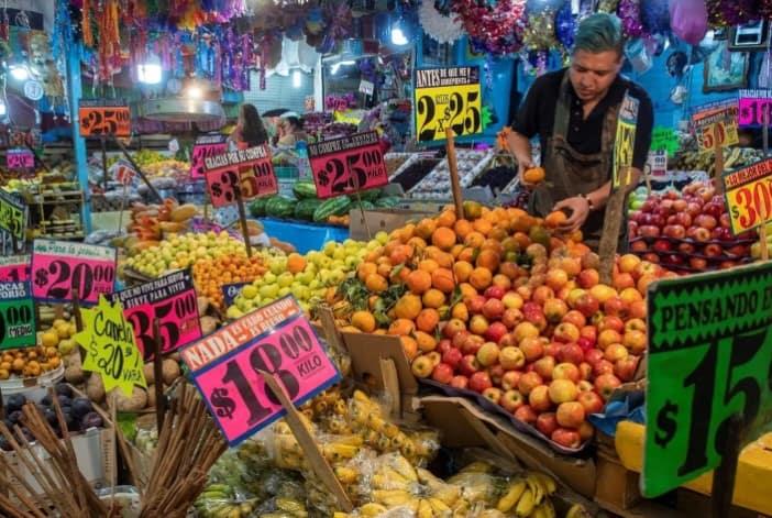 Inflación se aceleró a 4.69% en primera quincena de octubre: Inegi