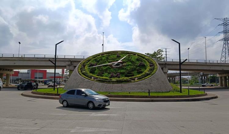 Inestabilidad en el voltaje provoca fallas en el mecanismo del reloj floral en nueva ubicación