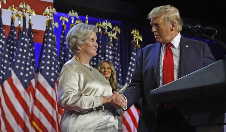 Trump nombra a Susie Wiles como jefa de gabinete