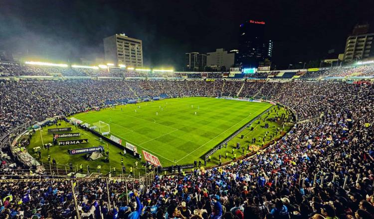 Retiran sellos de clausura del estadio Ciudad de los Deportes