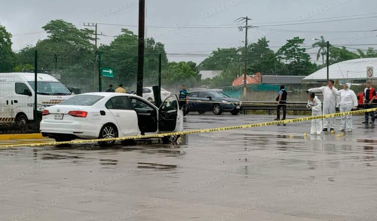 Elementos de la FGE son atacados a balazos en la Villahermosa - Cárdenas