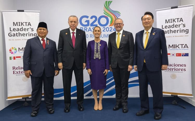 Sostiene Sheinbaum 1ra. reunión con líderes mundiales durante G20 en Brasil