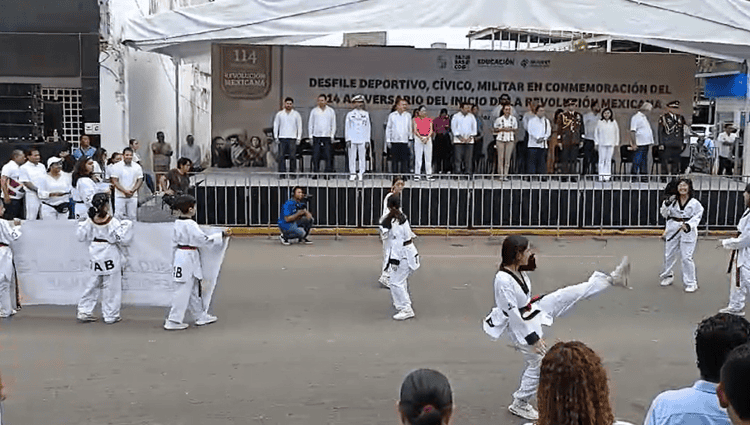 Casi 3 mil personas participaron en Desfile Deportivo, Cívico y Militar en Tabasco