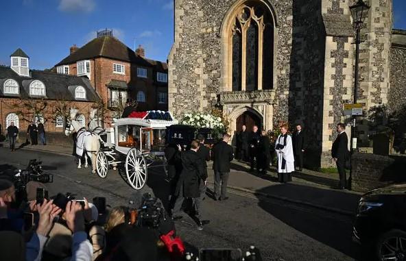 Realizan funeral de Liam Payne en Londres