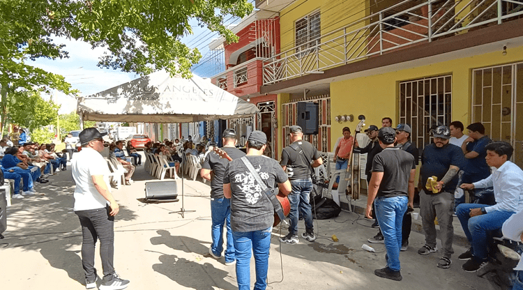 Dan último adiós a joven músico que falleció tras ataque a DBar