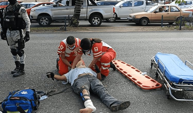 Motociclistas sufren accidente en Tabasco 2000