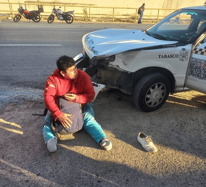 Atropella taxista a motociclista en la Villahermosa-Cárdenas