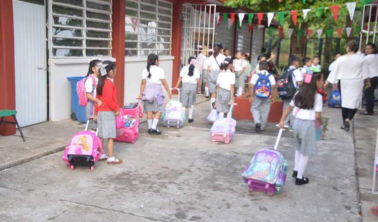 Inician vacaciones decembrinas más de 500 mil estudiantes de básica en Tabasco