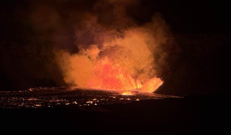 Volcán Kilauea hace erupción en Hawái