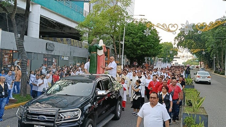 Con procesión, católicos tabasqueños aperturan año jubilar 2025