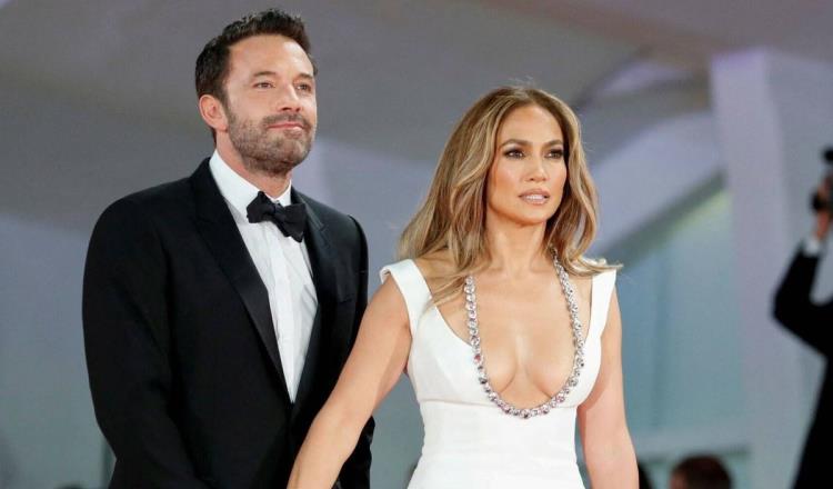 ¡Oficial! JLO y Ben Affleck están divorciados