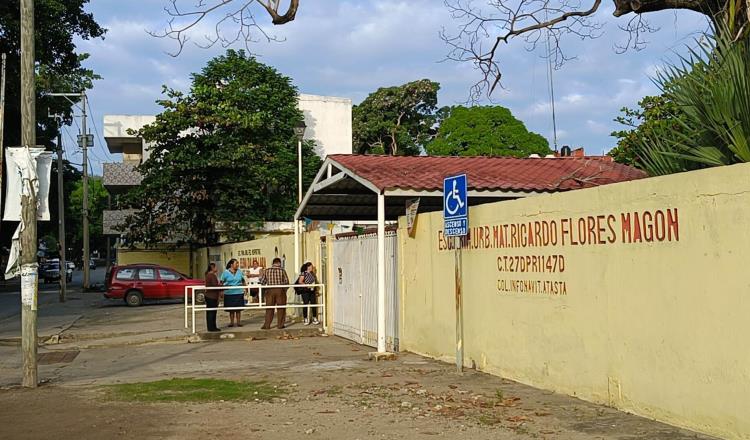 Por temor se ausentan de escuelas donde dejaron amenazas