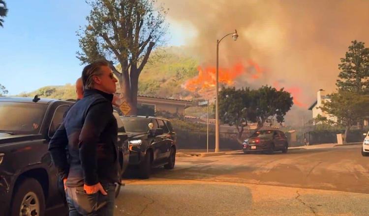 Nuevo incendio en Los Ángeles en medio de alerta de fuertes vientos