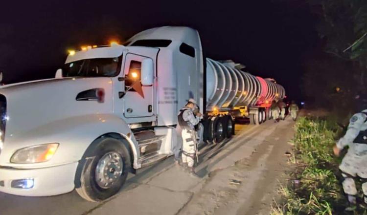 Vinculan a proceso a adolescente que transitaba en pipa con combustible robado en Jalapa